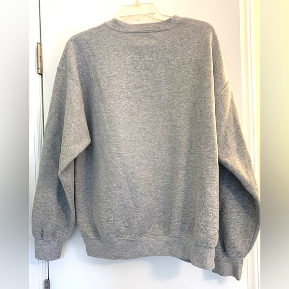 Gildan Gray Sweatshirt size L - Picture 2 of 3